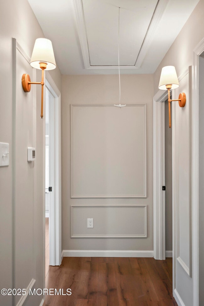 Building Photo - 400 S 1st Ave