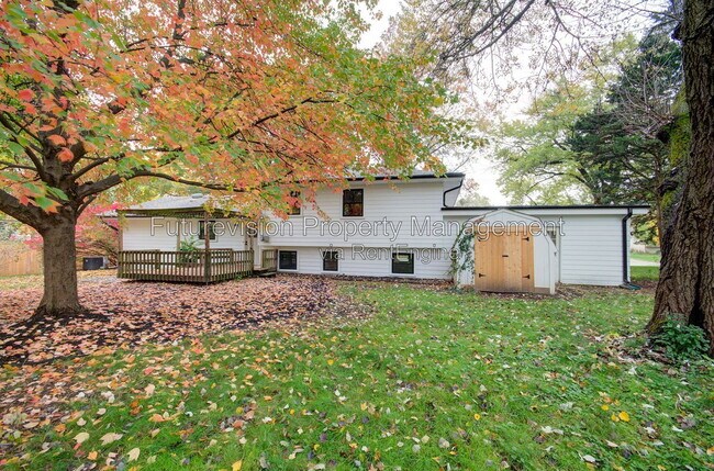 Building Photo - 209 W Gartner Rd