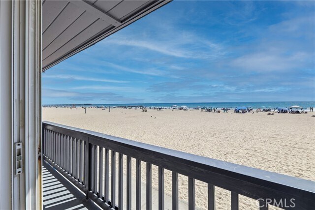 Building Photo - 3010 W Oceanfront