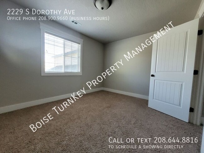 Building Photo - 2229 S Dorothy Ave