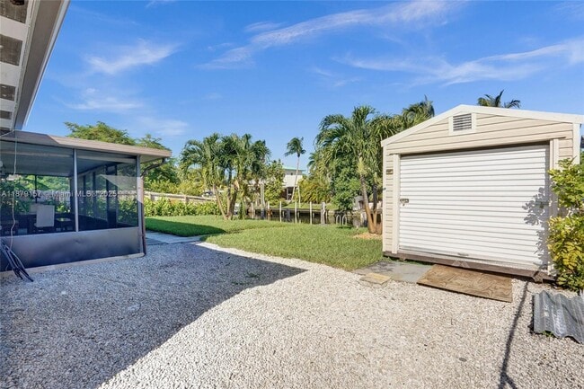 Building Photo - 4530 SW 34th Dr