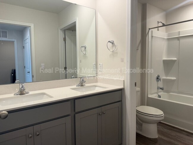 Building Photo - 3117 Pasile Ct