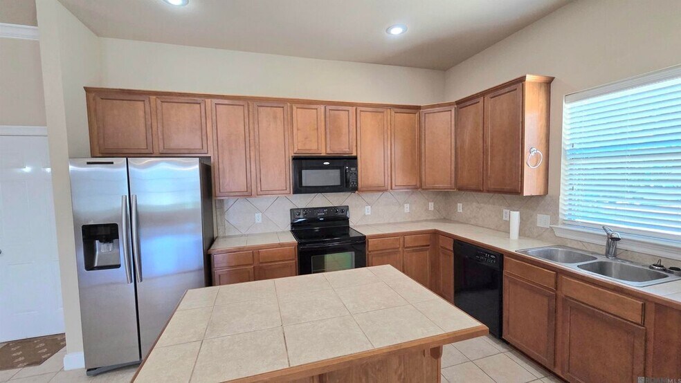 Building Photo - 16545 Antioch Ct
