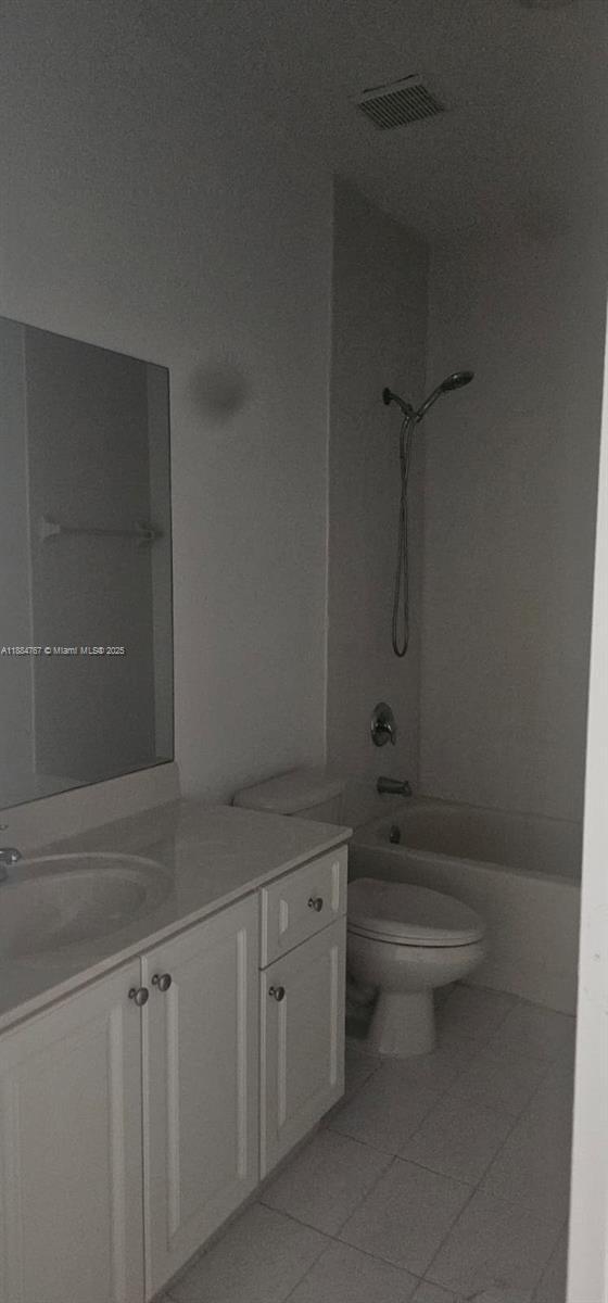 Building Photo - 7107 SW 165th Ave