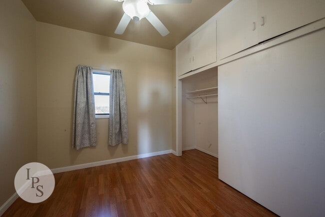 Building Photo - Fresno Westside Farm Home, 3BR/1BA, Built 1925 – Modern Updates!