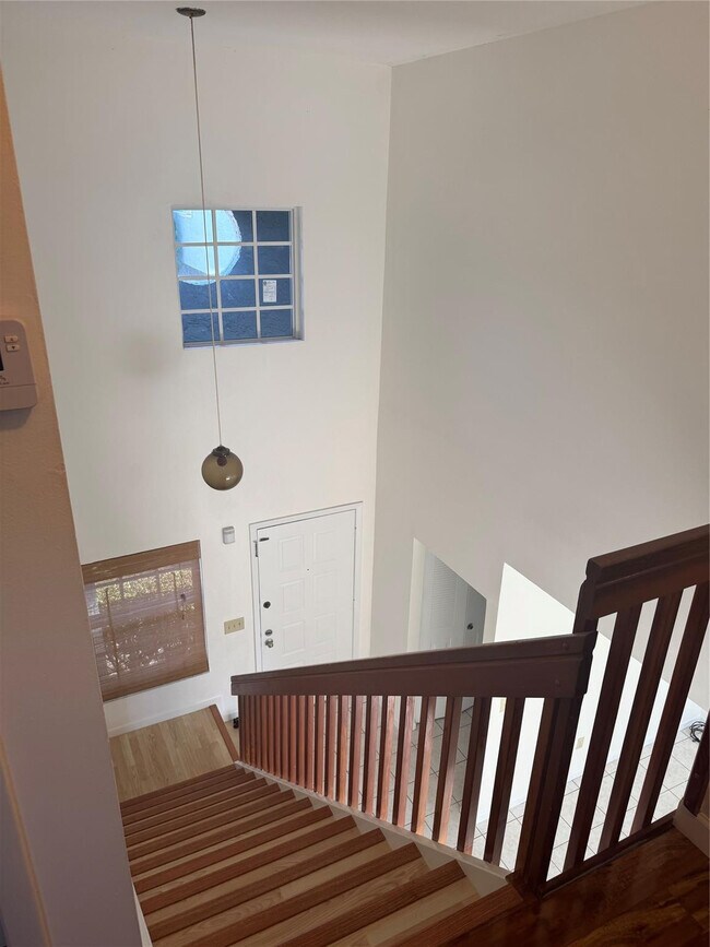 Building Photo - 9929 NW 9th Ct