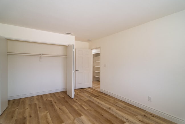 Building Photo - 73100 Santa Rosa Way