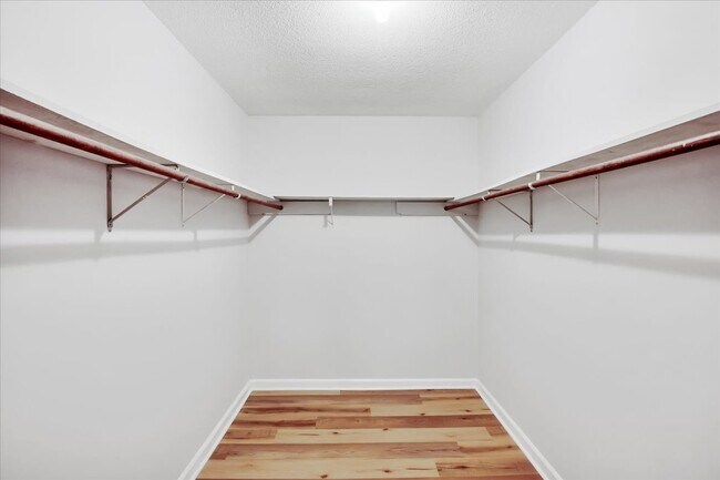 Building Photo - 1607 Burnley Dr