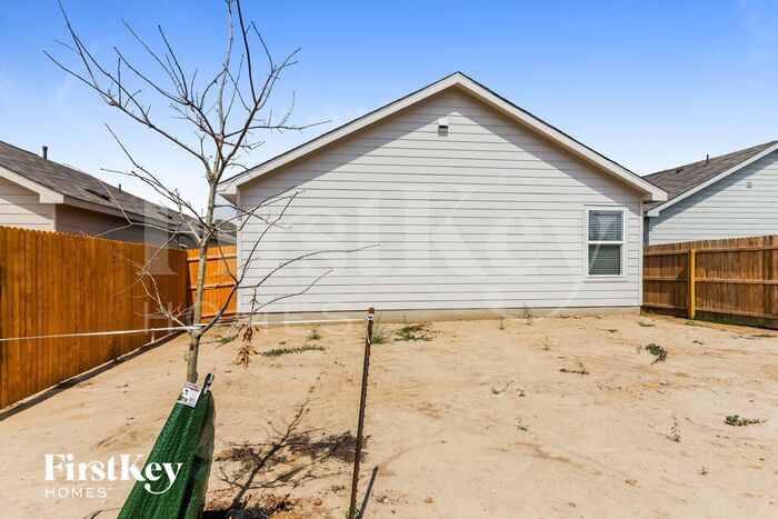 Building Photo - 4546 Meadowland Pl