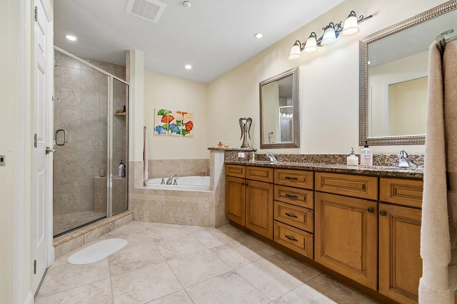 Building Photo - 7702 Lake Vista Ct