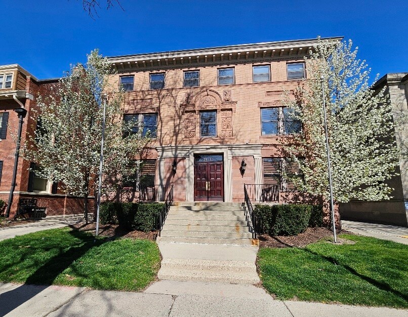 Building Photo - 1437 N Prospect Ave