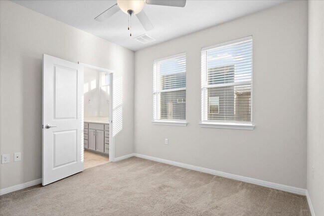 Building Photo - 9015 Cattle Baron Path