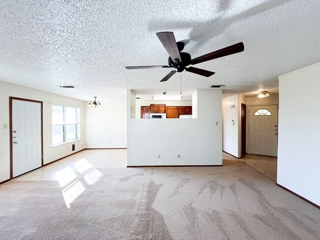 Building Photo - Available NOW!!!! Gorgeous 1 story, 3 bedroom, 2 bath, 2 car garage home with garage door opener....