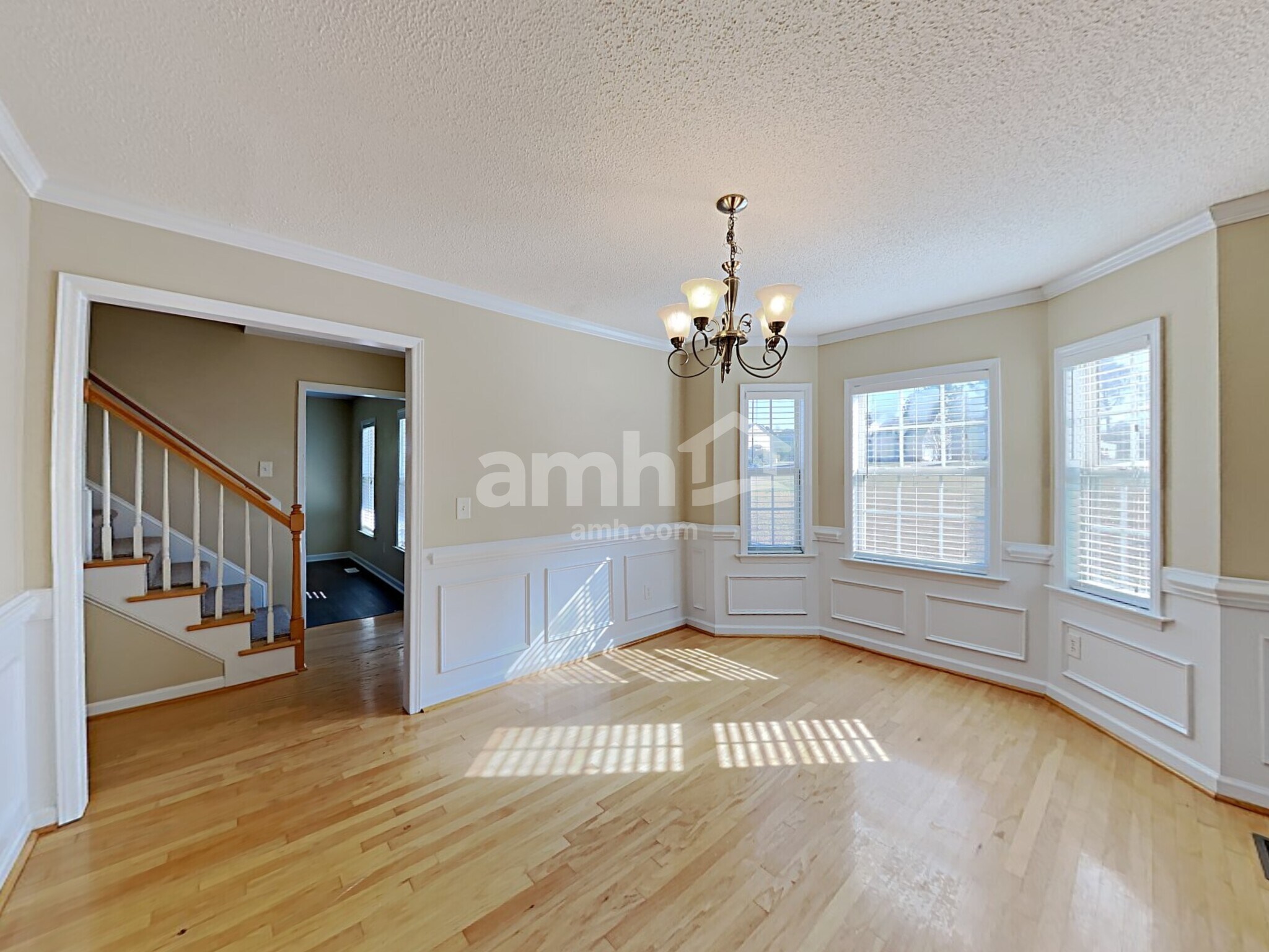 Building Photo - 116 Nightshade Ln