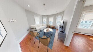 Building Photo - 44 Fenton St