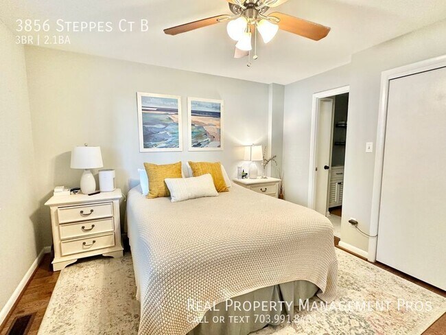 Building Photo - 3856 Steppes Ct