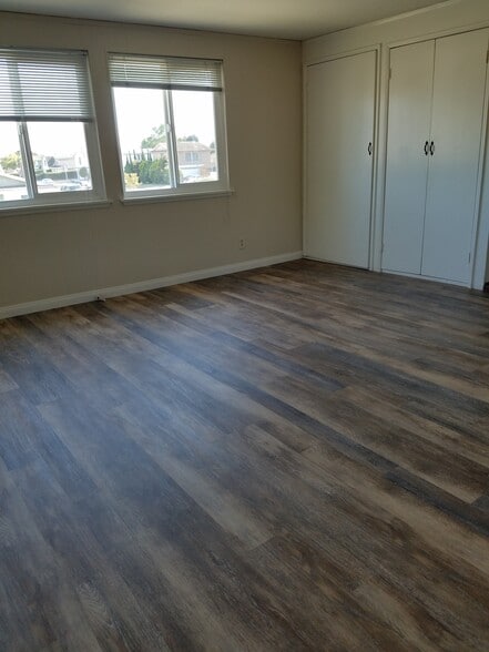 Building Photo - 8921 La Paloma Ave