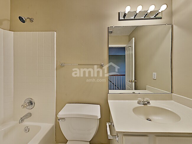 Building Photo - 3366 Dabney Ln