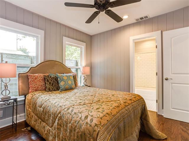 Building Photo - 2609 S 5th St