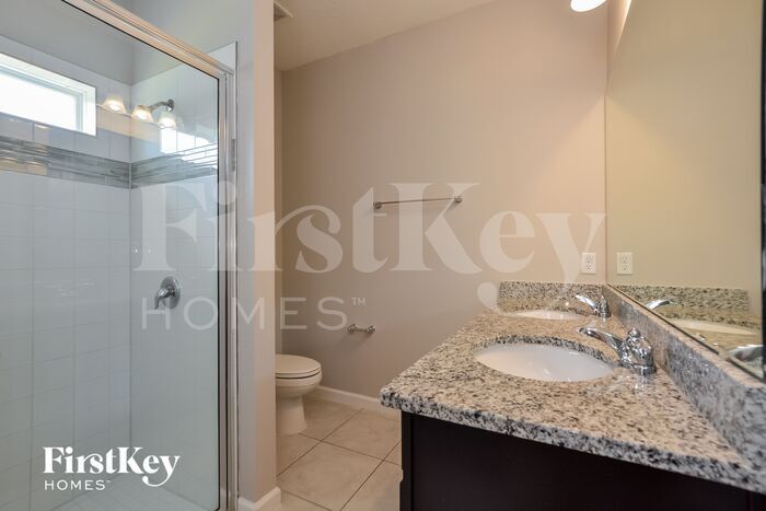 Building Photo - 3577 Fernanda Dr