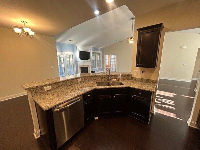 Building Photo - 1189 Parish Way