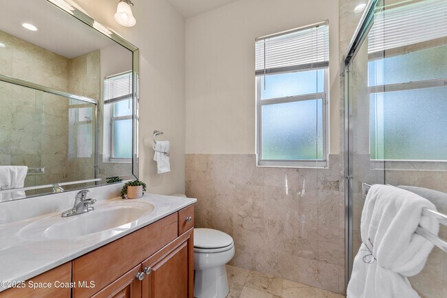 Building Photo - 3631 Thurloe Dr