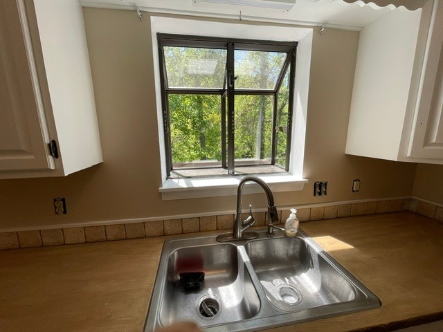 Kitchen - 1135 Breckenridge Dr