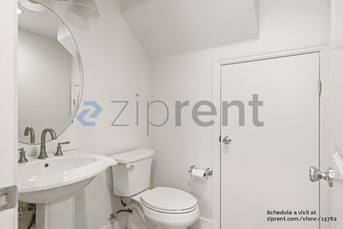 Building Photo - 4 Muller Pl