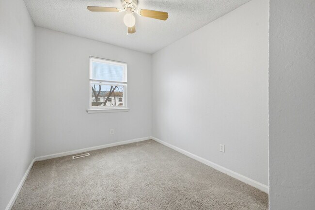 Building Photo - 3228 Dunnbury Ct