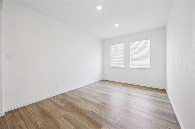 Building Photo - 1108 Flameleaf Dr