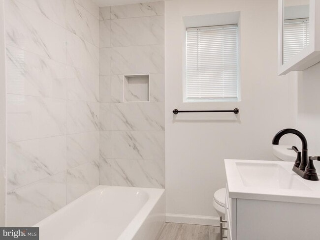 Building Photo - 1809 Wylie St