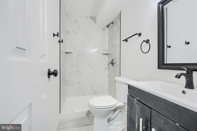 Building Photo - 7 S Carrollton Ave