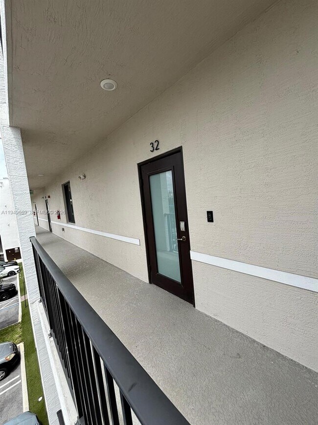 Building Photo - 4636 NW 84th Ave