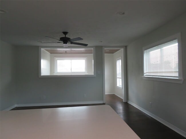 Building Photo - 5014 Walker St