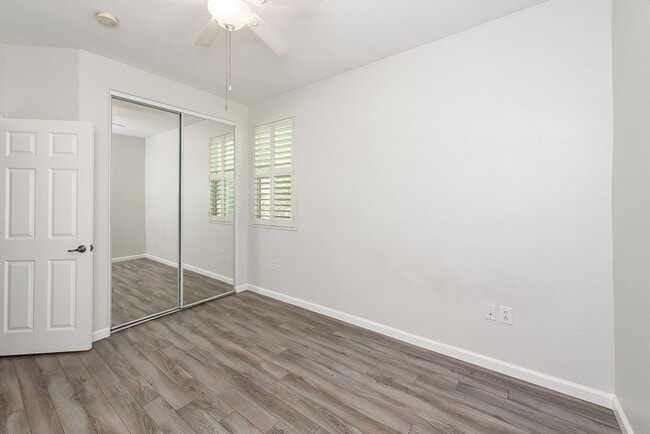 Building Photo - Serenity and Luxury Abound in Eastlake!
