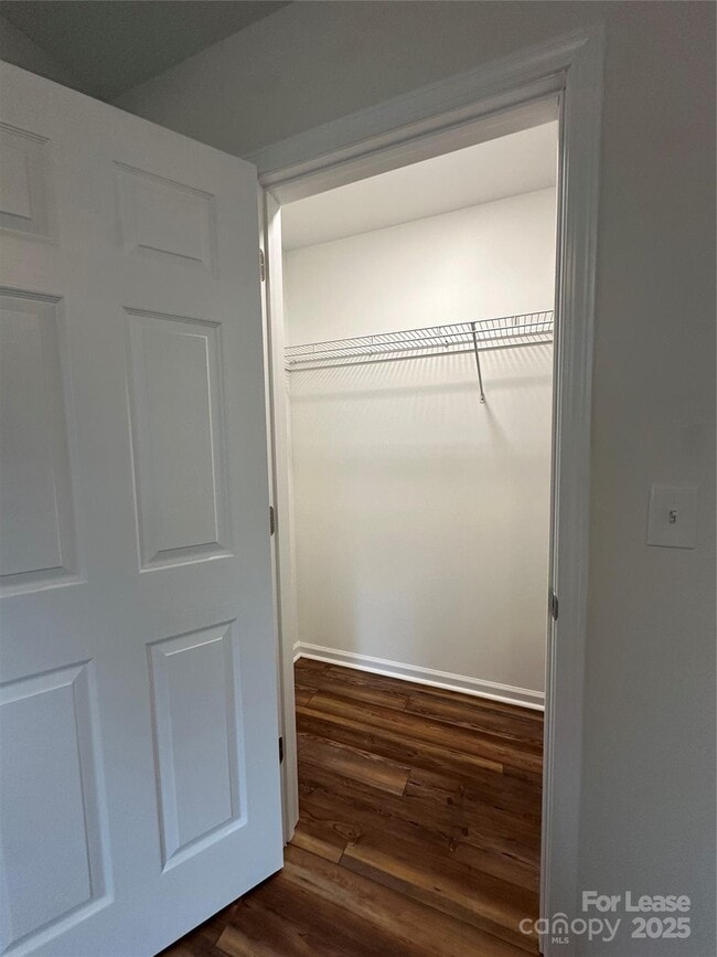 Building Photo - 317 W Newton St