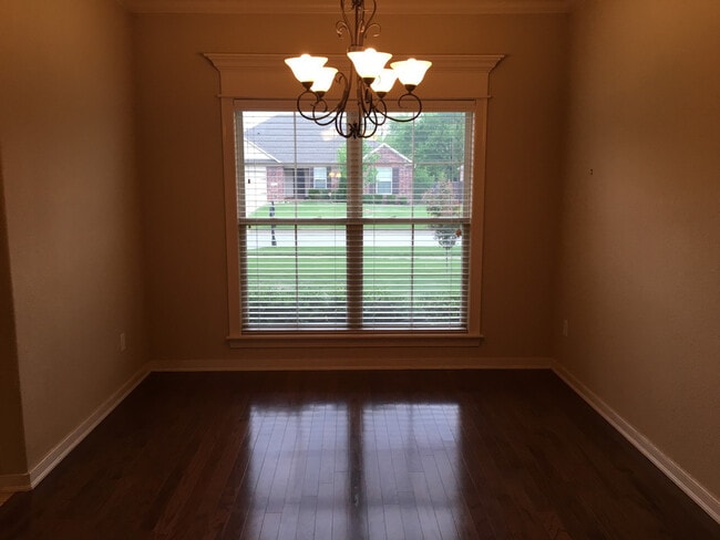 Building Photo - Salem Heights Subdivision