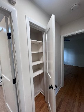 Building Photo - 470 St Moritz Dr