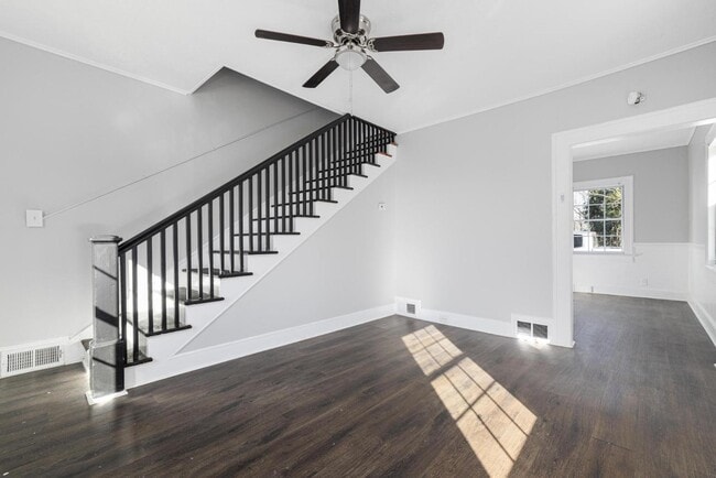 Building Photo - 3800 Memorial Blvd