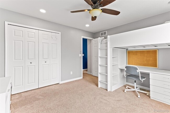Building Photo - 32724 Laurelwood Ct