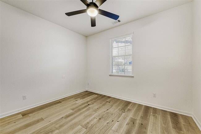 Building Photo - 5013 Pyrenees Pass