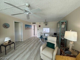 Building Photo - 1700 Pine Valley Dr