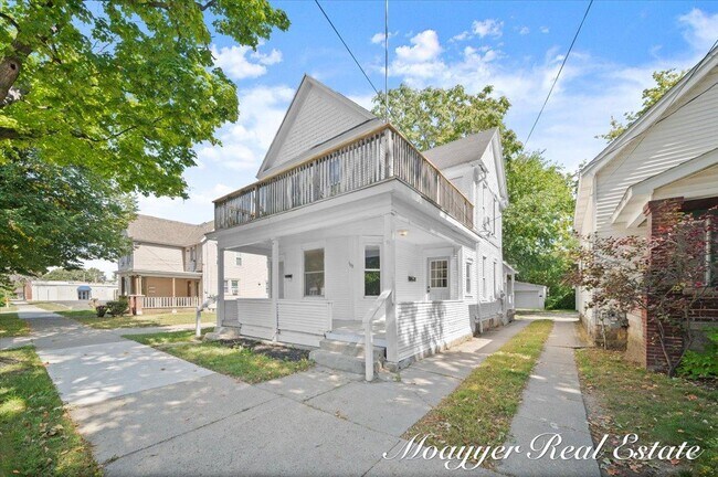Building Photo - 1108 Muskegon Ave NW