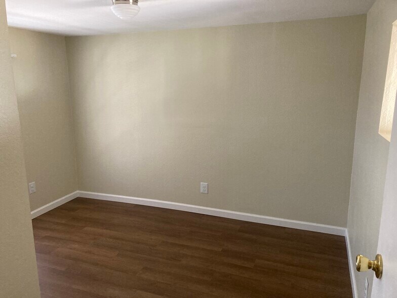 Bedroom 3 - 5400 W Calle Cayeus