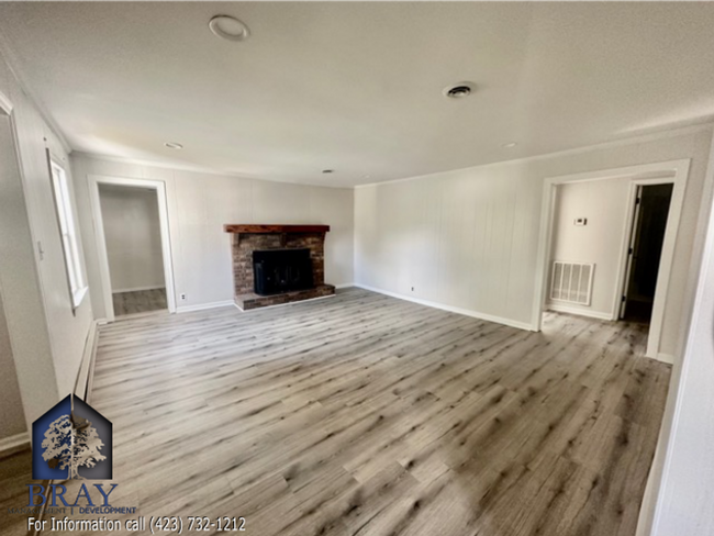 Building Photo - 700 Antioch Rd