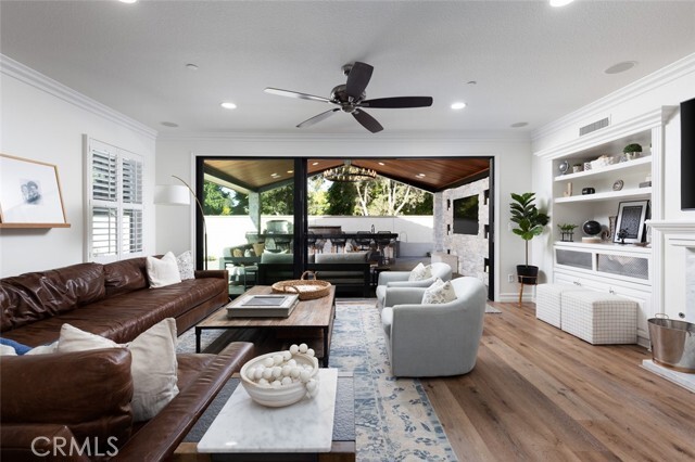 Building Photo - 37 Scarlet Maple Dr