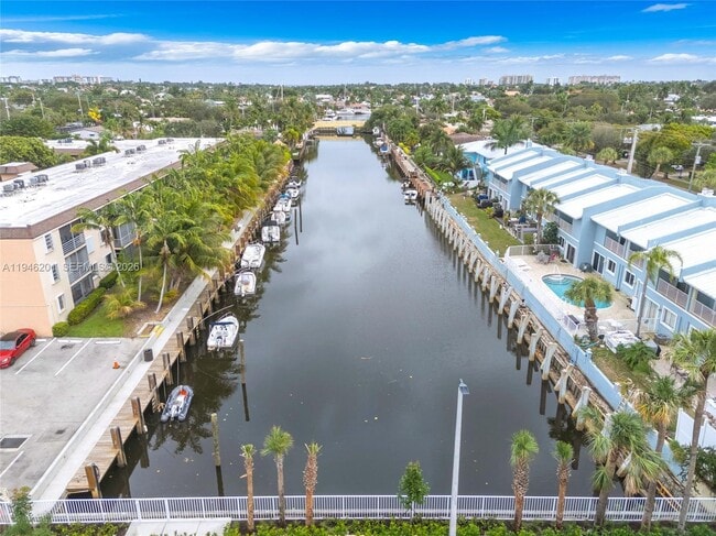 Building Photo - 4502 N Federal Hwy