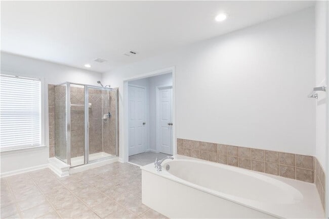Building Photo - 4987 Rustic Canyon Dr