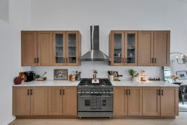 Building Photo - 2639 Berber St