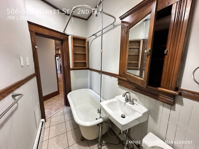 Building Photo - 506-508 Market St-2nd FL